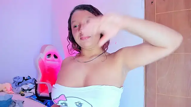 Emily_Coper18 live XXX chat