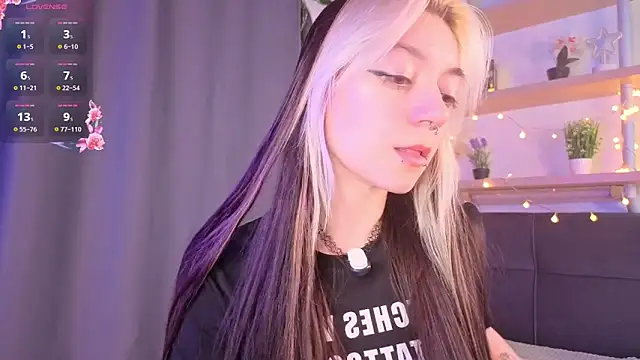 TristaRoht's Live XXX Chat