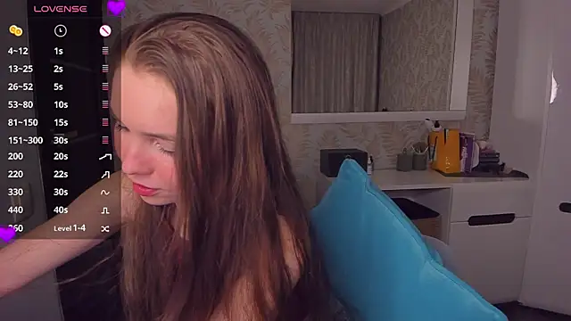 YonaBones Live XXX-chat