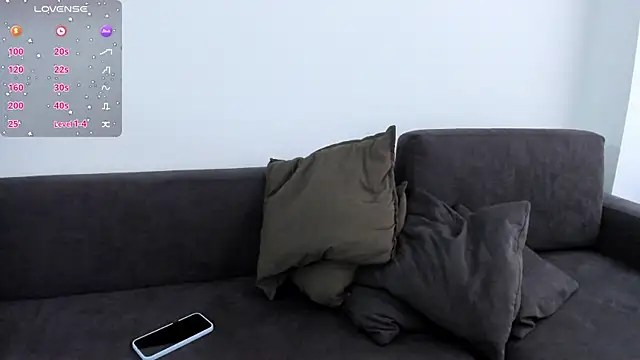 Tenderly_Couple Live XXX-Chat