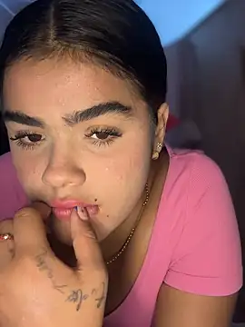 Kaily_Sweet16's Live XXX Chat