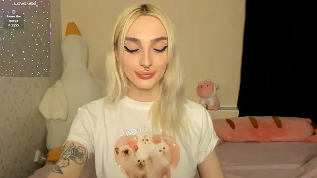 succubantra live XXX chat