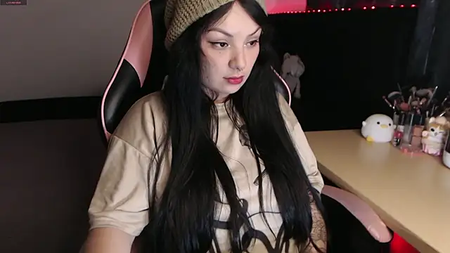 TheprojectsaraaのライブXXXチャット