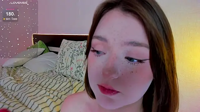 lexxxxxxi's Webcam Show