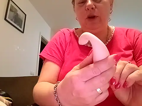 Chat XXX en directo de Jahudka47