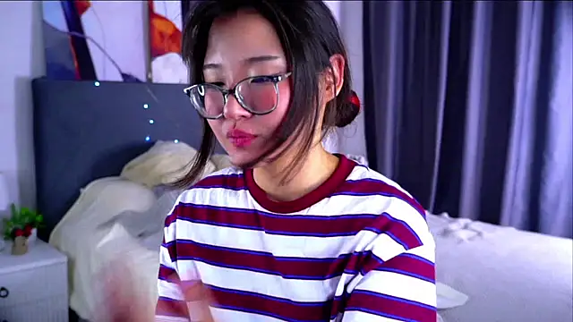 Živý XXX chat NelleMihalko