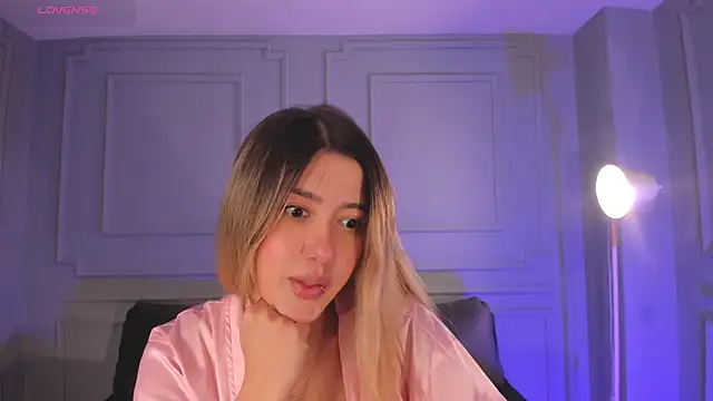 EveBensonXのライブXXXチャット