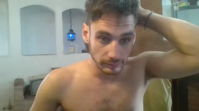 Stevenson988: διαδικτυακό σόου στην κάμερα