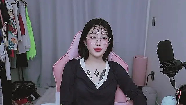 MISA_02's Live XXX Chat