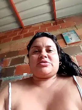 Chat XXX en directo de Lena_Cum69