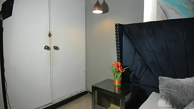 Czat XXX na żywo – Sara_Hanks