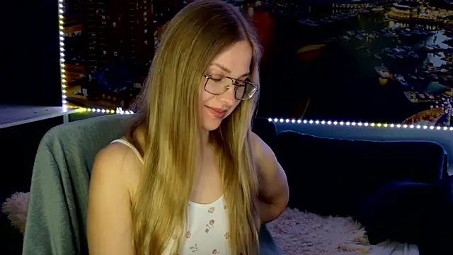 pusyavykusya's Live XXX Chat