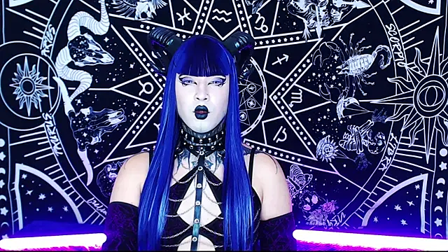 naomi_satan webcam show