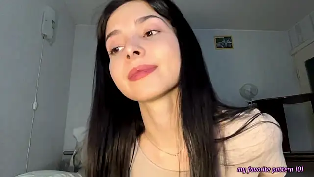 Mikytiki Chat XXX in diretta