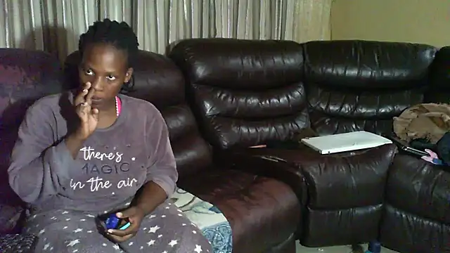 Sky-Diamond Pertunjukan Webcam