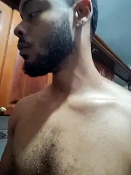 โชว์เว็บแคมของ Oliver_bigblack_cock