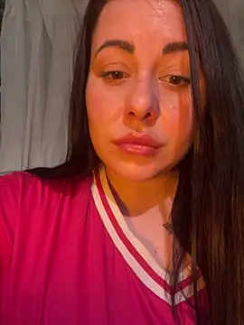 DaisyStreetのライブXXXチャット