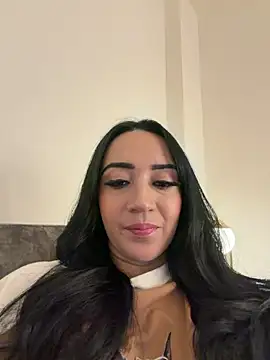 EmmyEvans1's Live XXX Chat