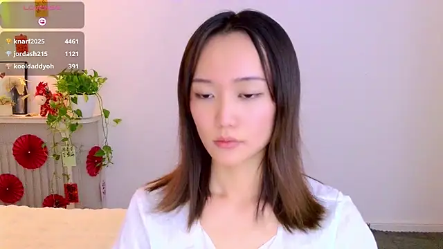 Chat +18 de Nitamade79 ao vivo