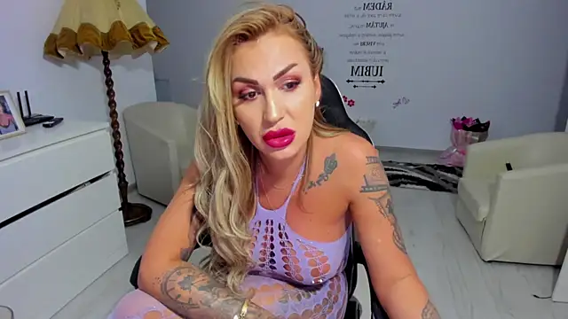 Nicol2Naya Adlı Modelin Web Kamerası Şovu