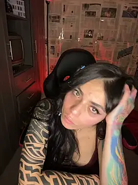 دردشة i_am_nina_ الجنسية المباشرة