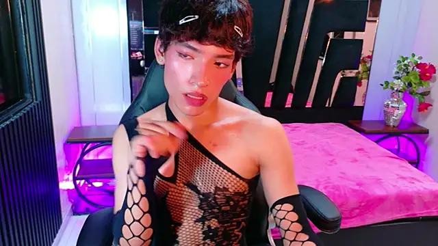 Вебкам-шоу IsaacNovaa