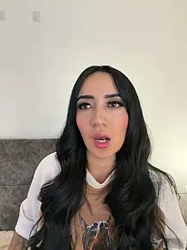 EmmyEvans1: онлайн-секс-чат