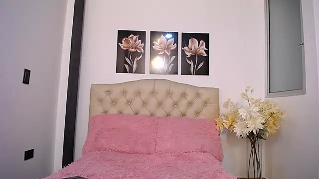 Czat XXX na żywo – pinky_f00x