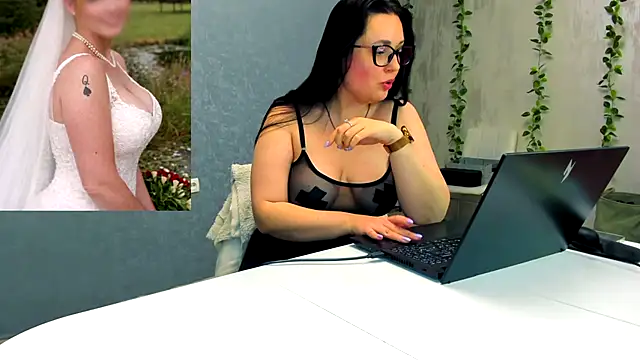 Yesss_Lilith – Live XXX-chat