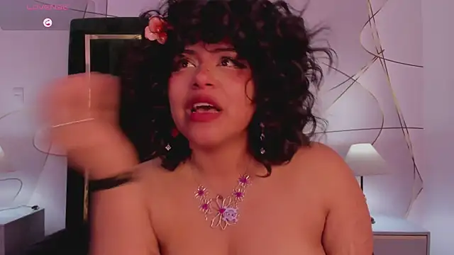 Czat XXX na żywo – VinkSmokee