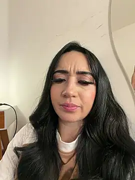 Chatroom XXX en direct de EmmyEvans1