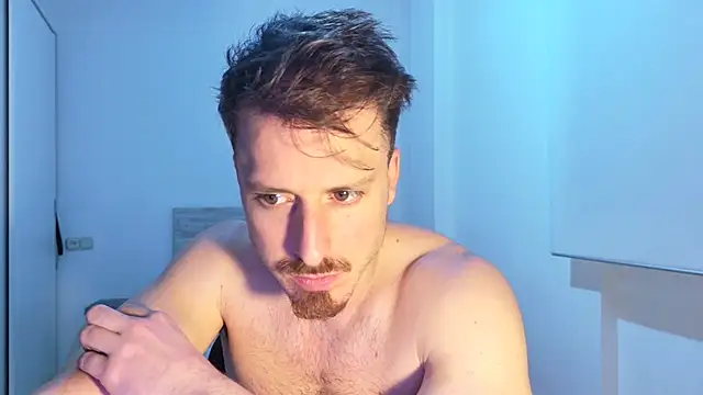 zeusoctavian1's Live XXX Chat