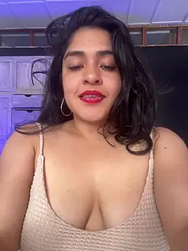 Chat XXX en directo de EmilyNoir1