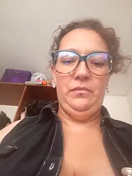 Živý XXX chat _Saraqueen