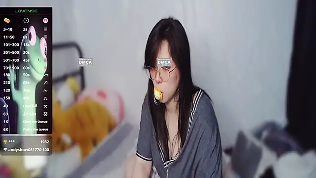 Xiao_Yi_0814's Live XXX Chat