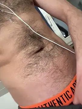 SoftAmjad: διαδικτυακό σόου στην κάμερα