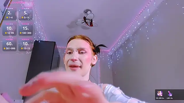 _Maybe_Baby_ Show in webcam