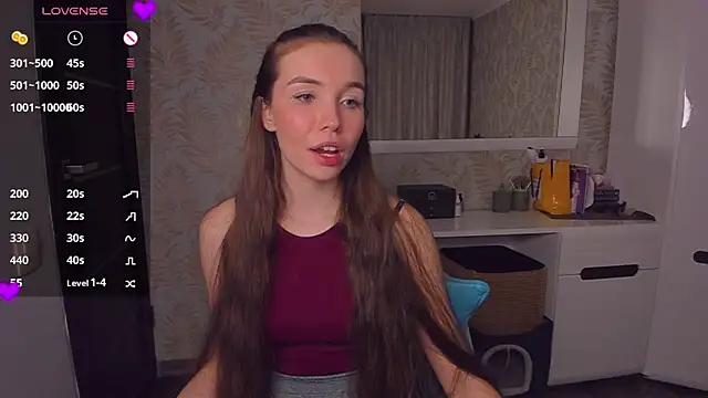 YonaBones Chat XXX live