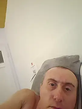 TirelessLot3 Webcam-Show