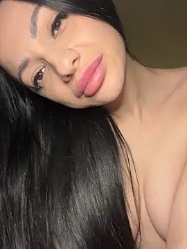 XXX chat uživo modela Layana_Ro