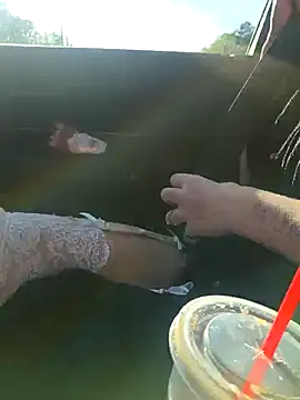 redslovestofuckのウェブカメラショー