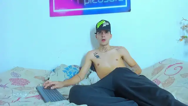 Pleasure_boys_hot 在線直播表演