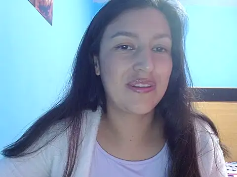 SarahFriendly Adlı Modelin Canlı XXX Sohbeti