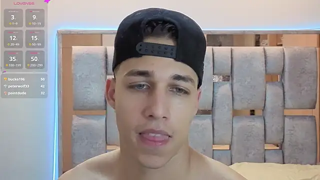 orionblaze69_: вебкам-шоу