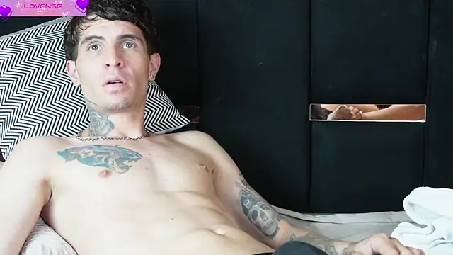 Brad_Scot_Patrick webkamerás műsora