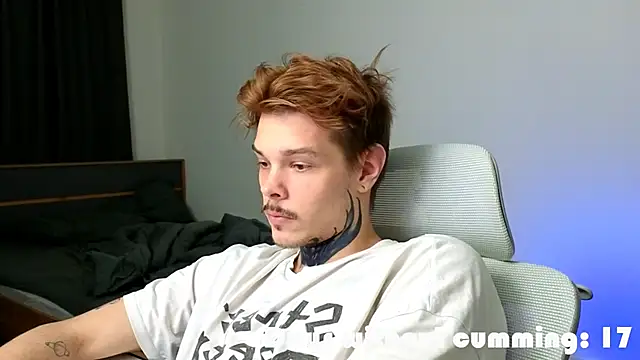 DENIS_HERE's Live XXX Chat