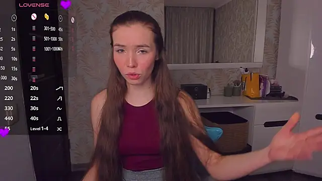 YonaBones: онлайн-секс-чат