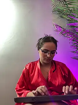 Tayler_Kim Chat XXX live