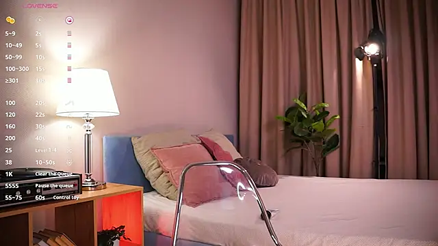 SinfulMoves Chat XXX live