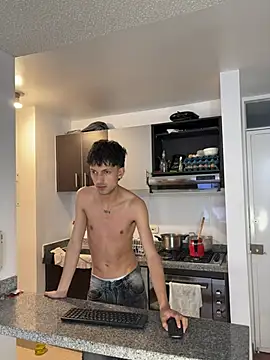 LYAN_DYLANのウェブカメラショー